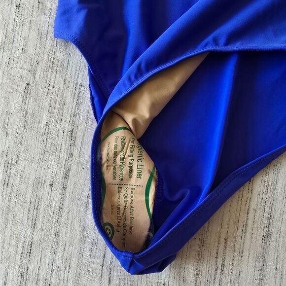 NWT Summersalt The Halter Plunge One Piece Swimsuit in Hydrangea Blue - Picture 8 of 8